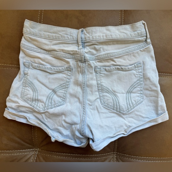 HOLLISTER Jean Denim Shorts Sz 3 - Picture 2 of 4